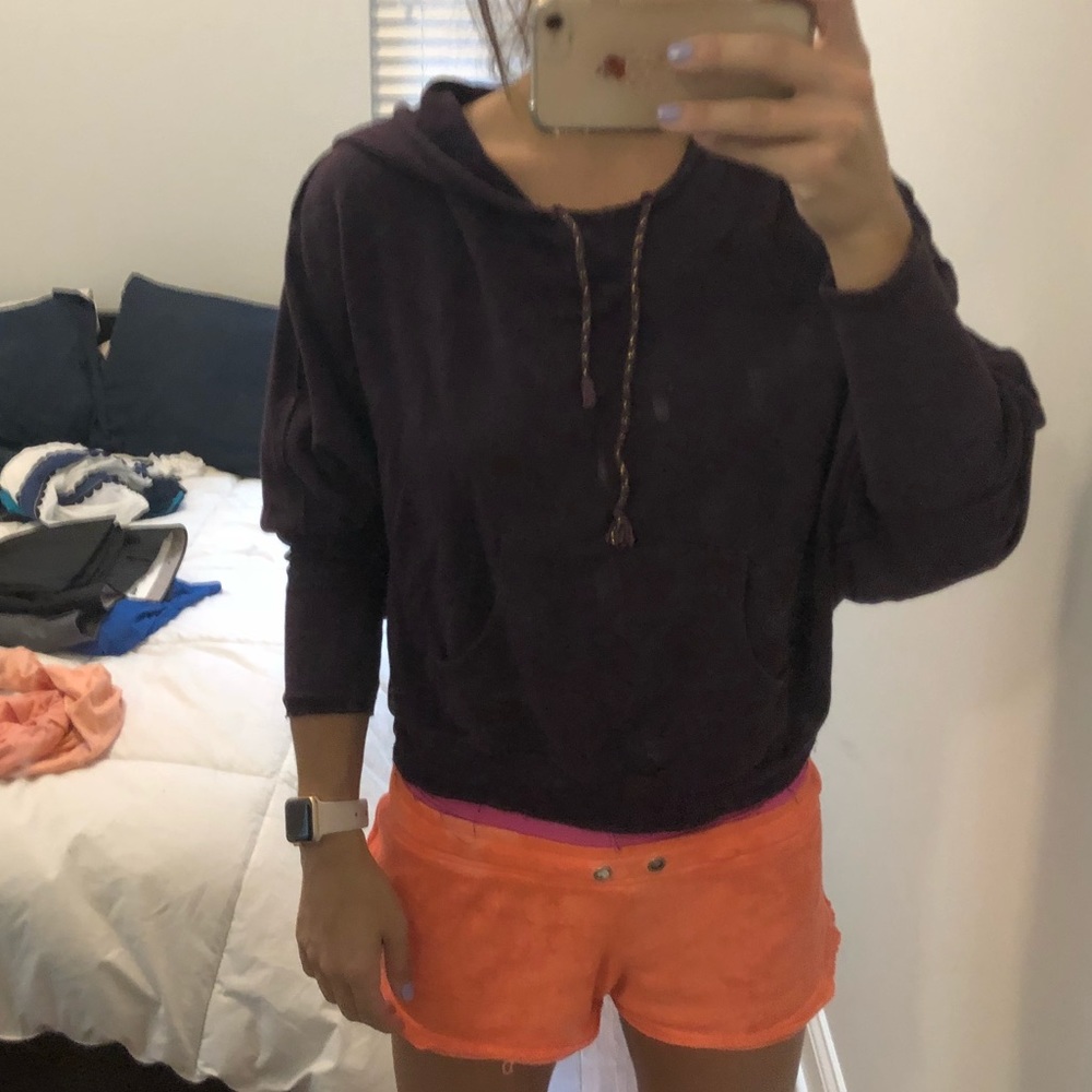 So Low sweatshirt